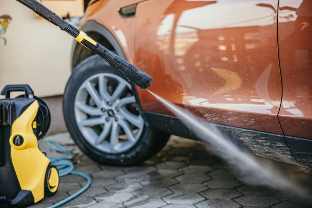 Best Affordable Pressure Washing  in Warren, OH